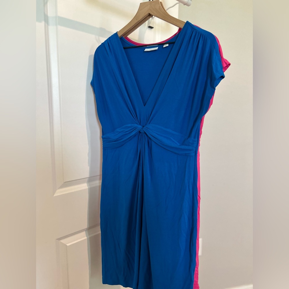 New York & Company Blue & Pink V-Neck Stretch Dresses